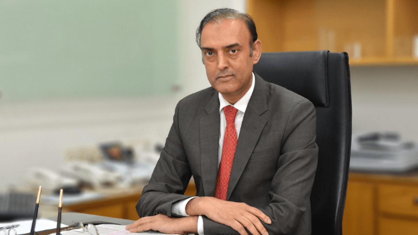 Pakistan targets 3-4 months of import cover for further credit rating improvement