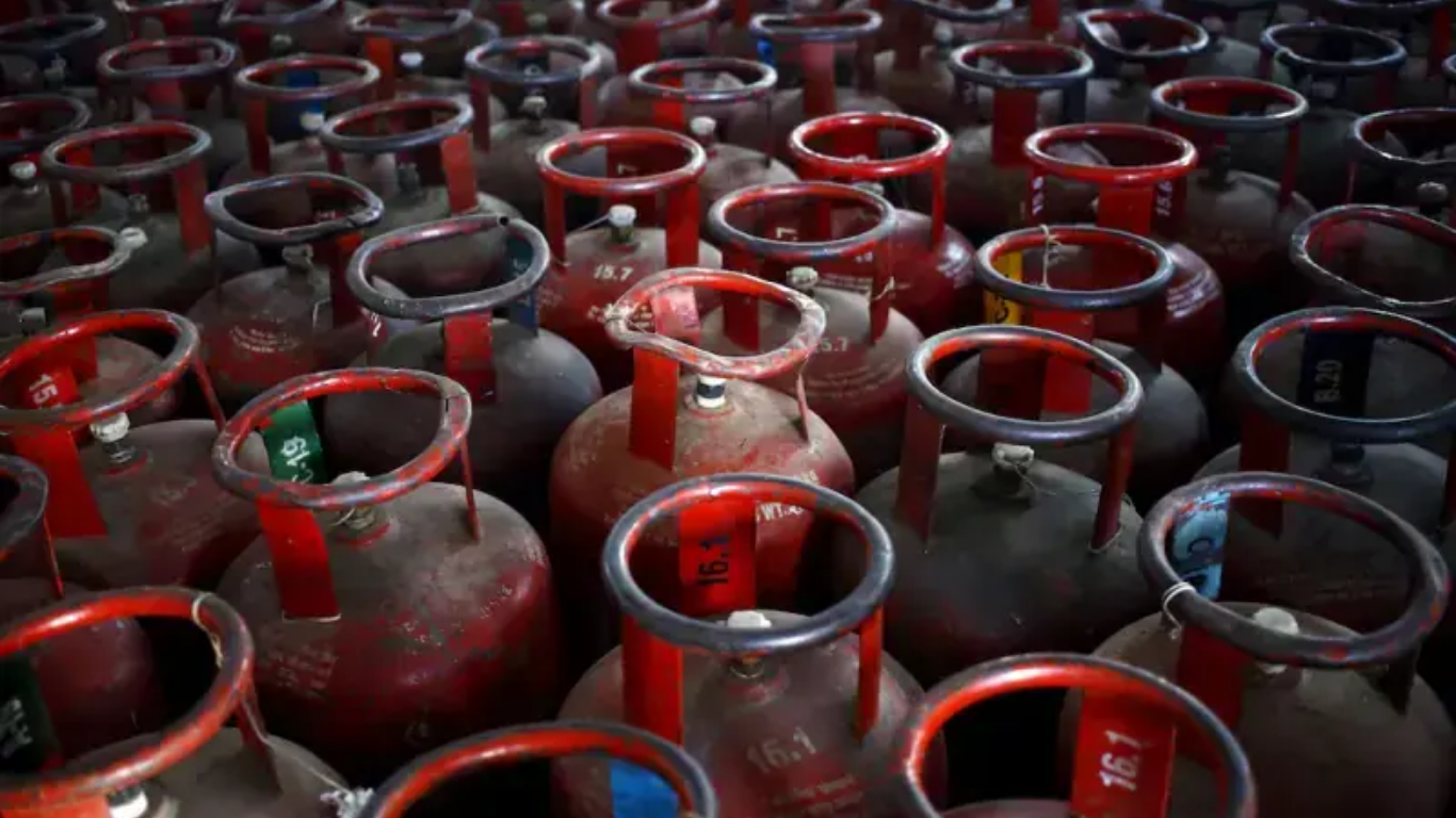 LPG price surge in Pakistan as rates reach PKR 600 per kg in hilly areas and PKR 500 in Punjab and Khyber Pakhtunkhwa.