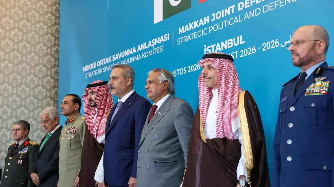 Pakistan, Türkiye and Saudi Arabia officials attend Makkah defence pact meeting in Riyadh