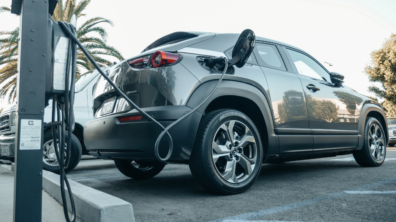 IMF seeks Pakistan sugar market liberalisation and removal of electric vehicle tax concessions under Auto Policy 2026–31